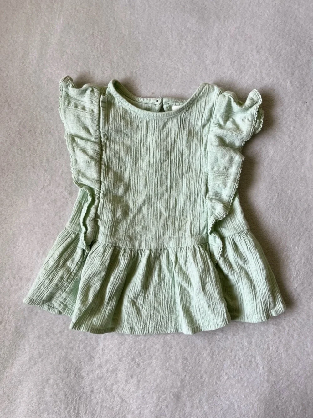 Old Navy Light Green Ruffle Sleeve Peplum Top